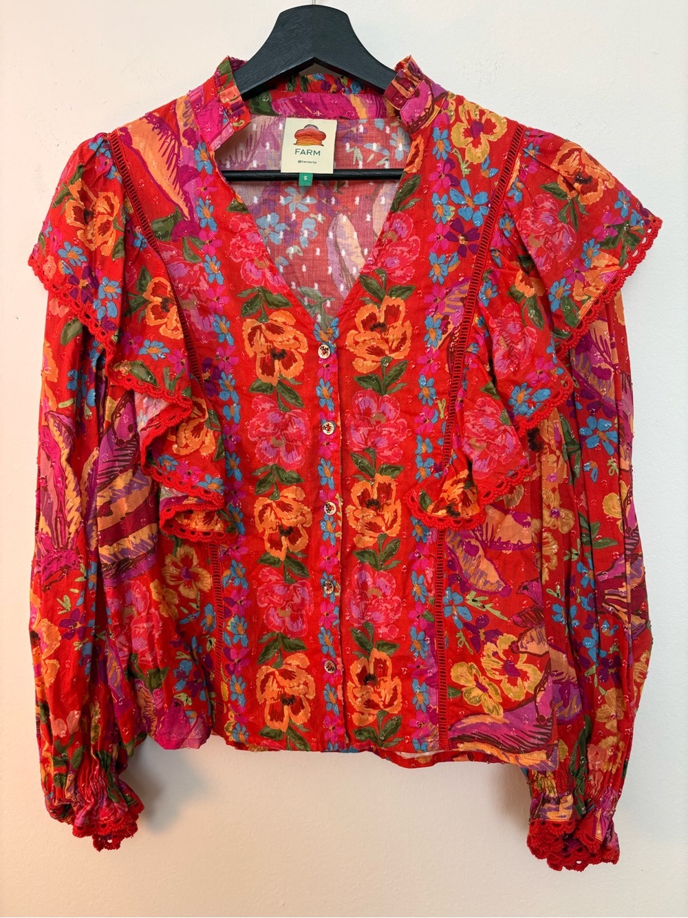FARM Rio Women’s Red Spring Bananas L/S Crotchet Trim Blouse Size S Sku #181 - Picture 2 of 13